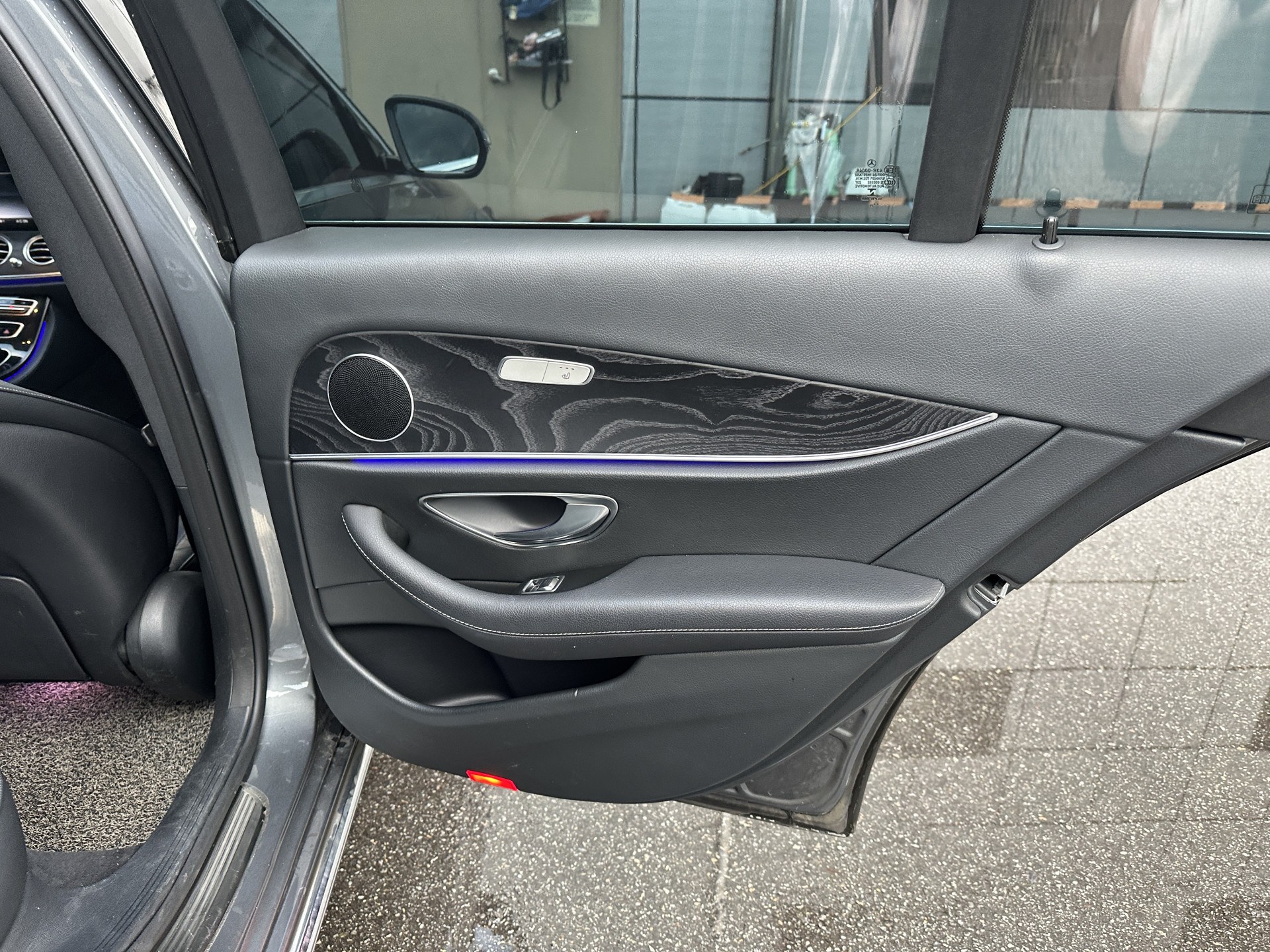 E220d 2